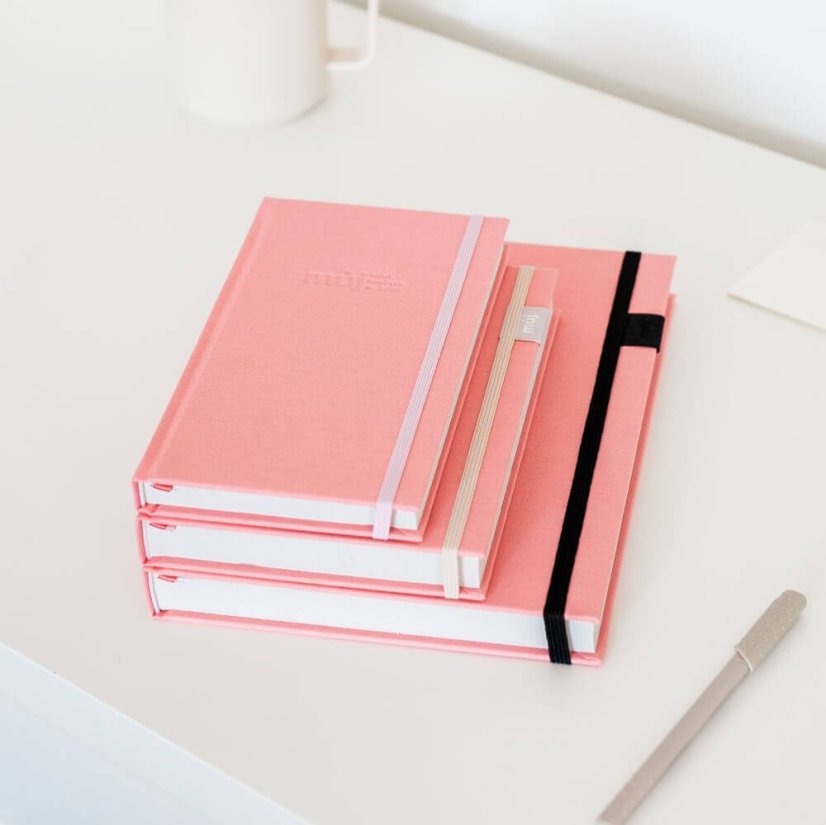 můj.diář 2026 | sloupcový, český - desky diáře 2026: limitka: Helenice