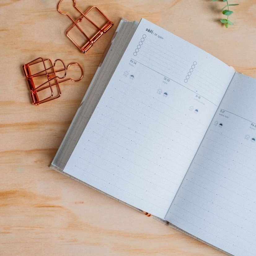 můj.diář 2026 | sloupcový, český - desky diáře 2026: limitka: Helenice