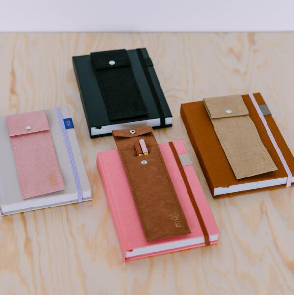 Pouzdro na tužky na diář | barevné varianty