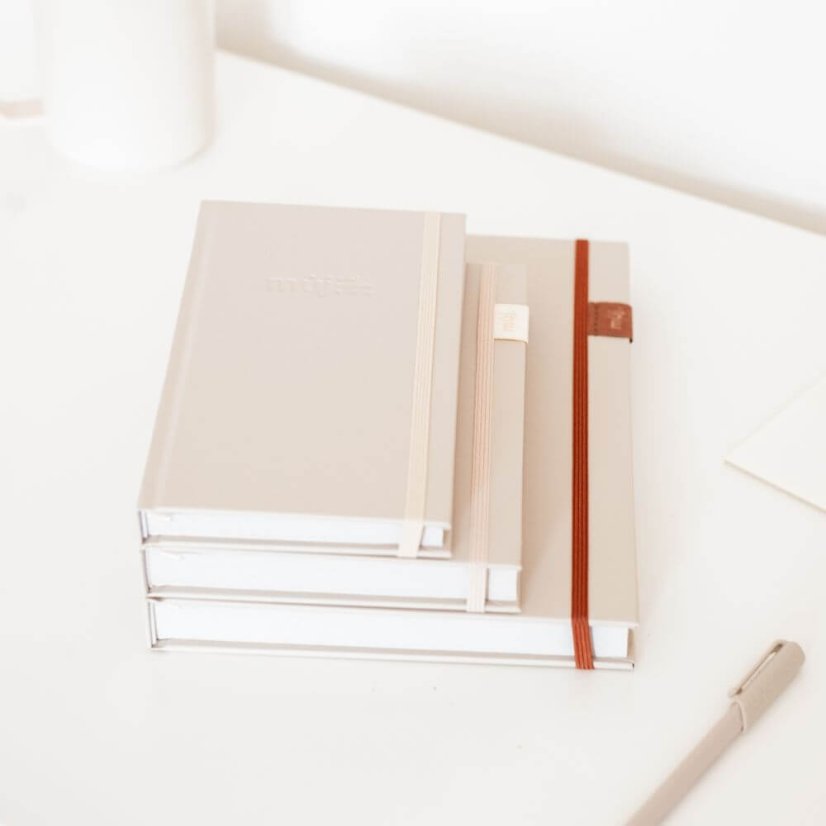 můj.diář 2026 | sloupcový, český - desky diáře 2026: limitka: Helenice