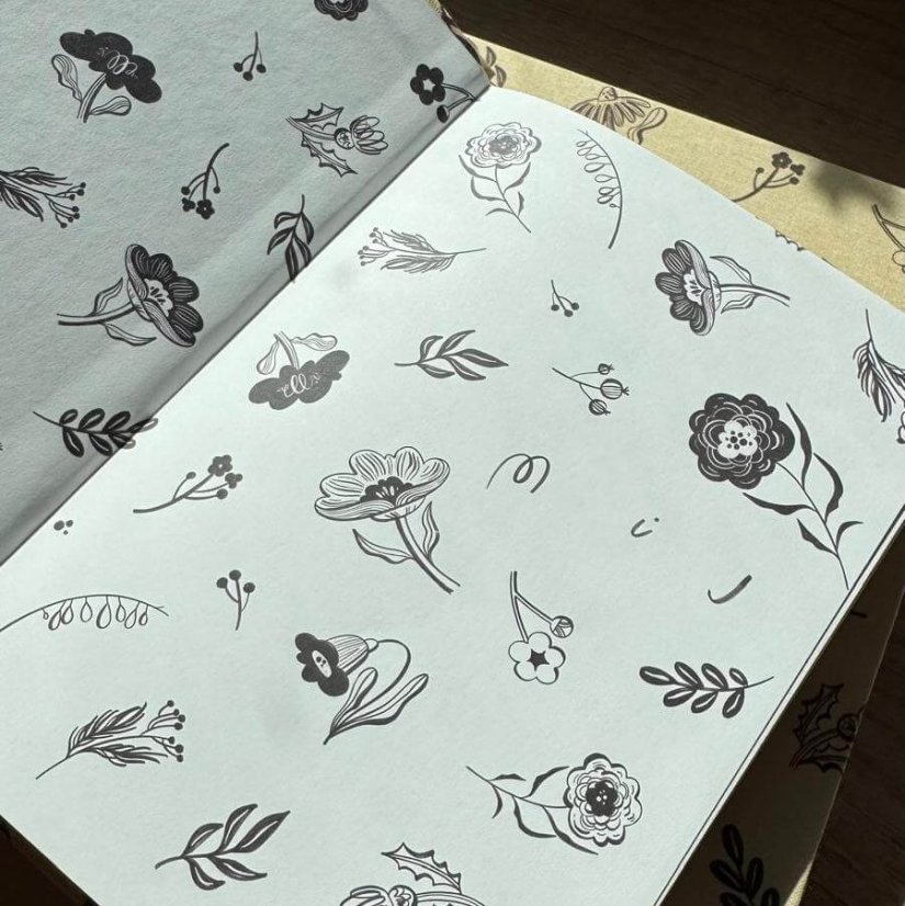 můj.diář 2026 | sloupcový, český - desky diáře 2026: limitka: Helenice